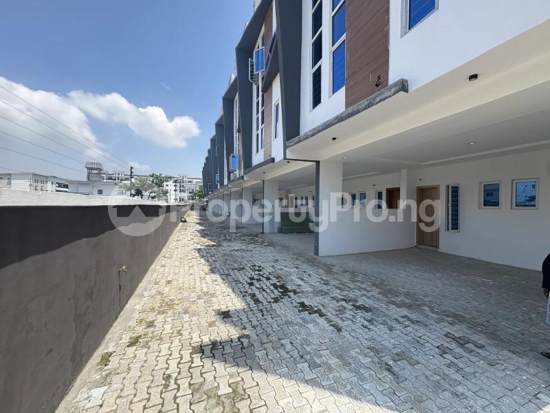 4 bedroom House for sale Ikate Lekki Lagos