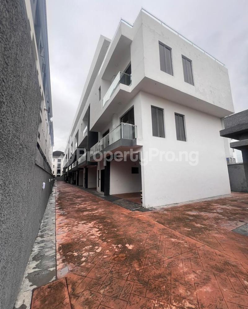 4 bedroom House for sale ONIRU Victoria Island Lagos