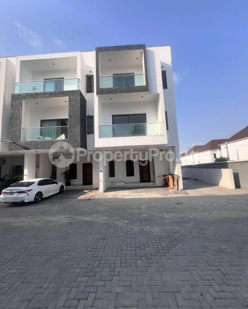 4 bedroom House for sale Orchid Lekki Lagos