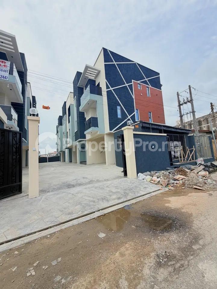 4 bedroom House for sale Ikeja Lagos