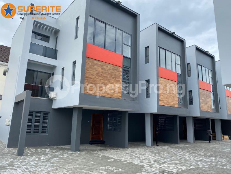 4 bedroom House for sale Gated Community Ikate Lekki Lagos