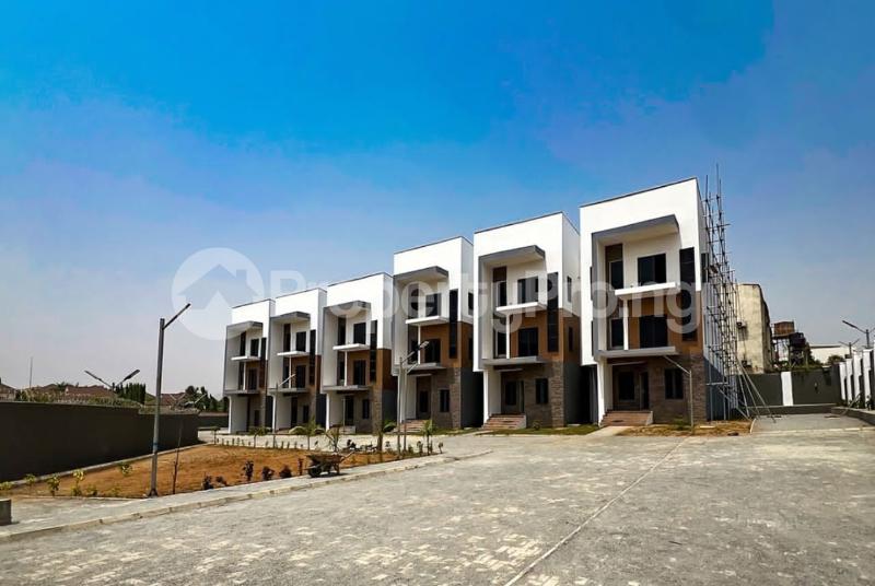 4 bedroom House for sale Life Camp Abuja