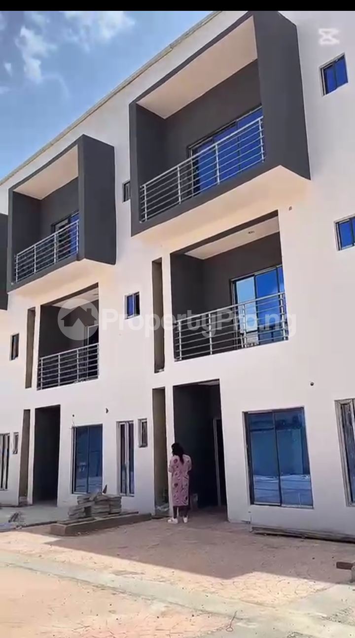 4 bedroom House for sale Gaduwa Abuja