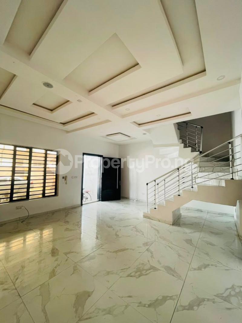 4 bedroom House for rent Ikota Gra Lekki Lagos