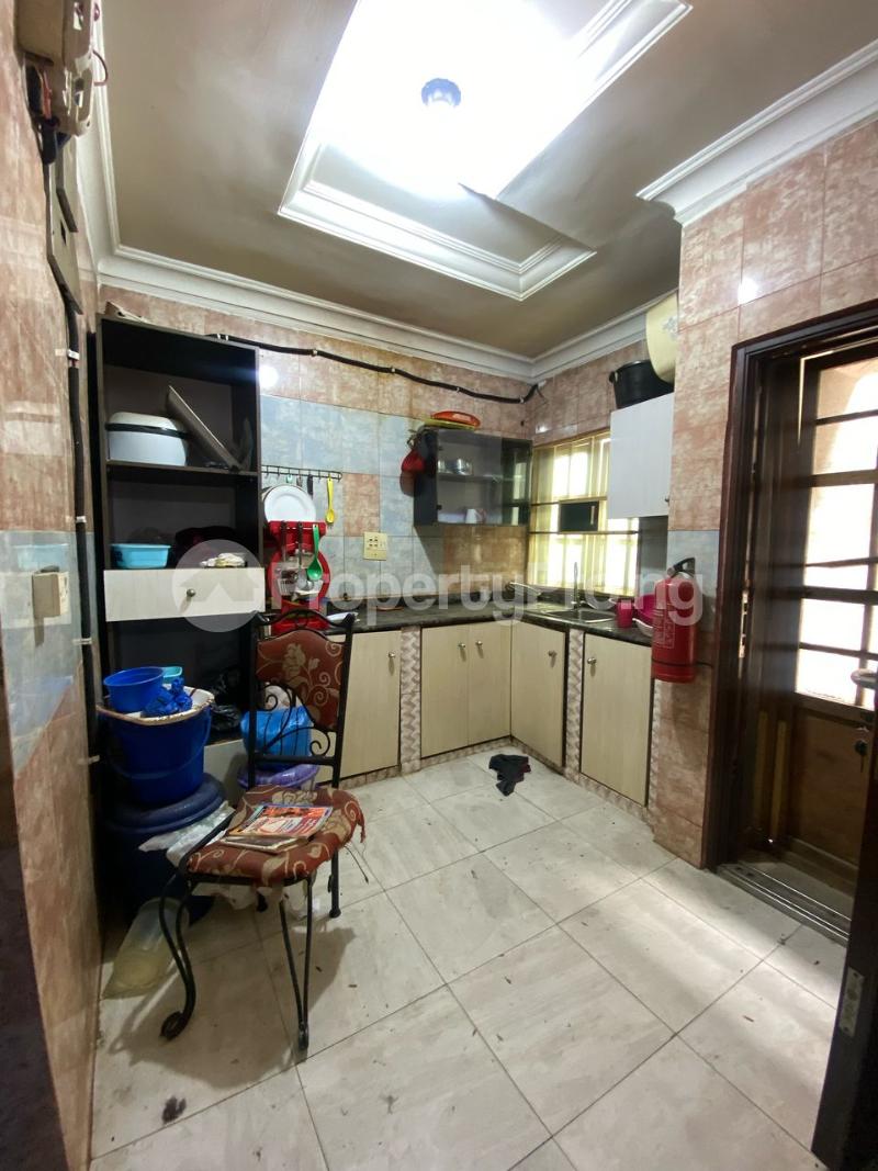 4 bedroom House for sale Surulere Lagos