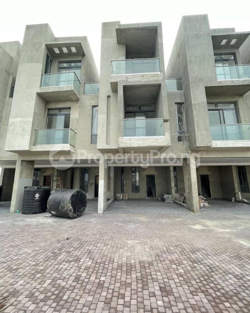 4 bedroom House for sale Lekki Lagos