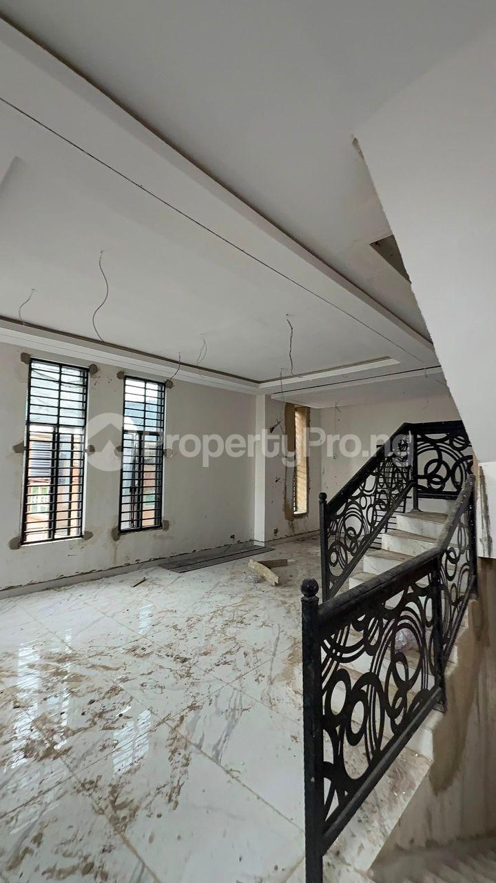 4 bedroom House for sale Surulere Lagos