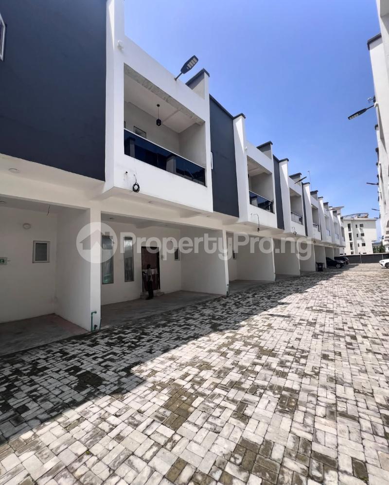 4 bedroom House for sale Ikota Lekki Lagos