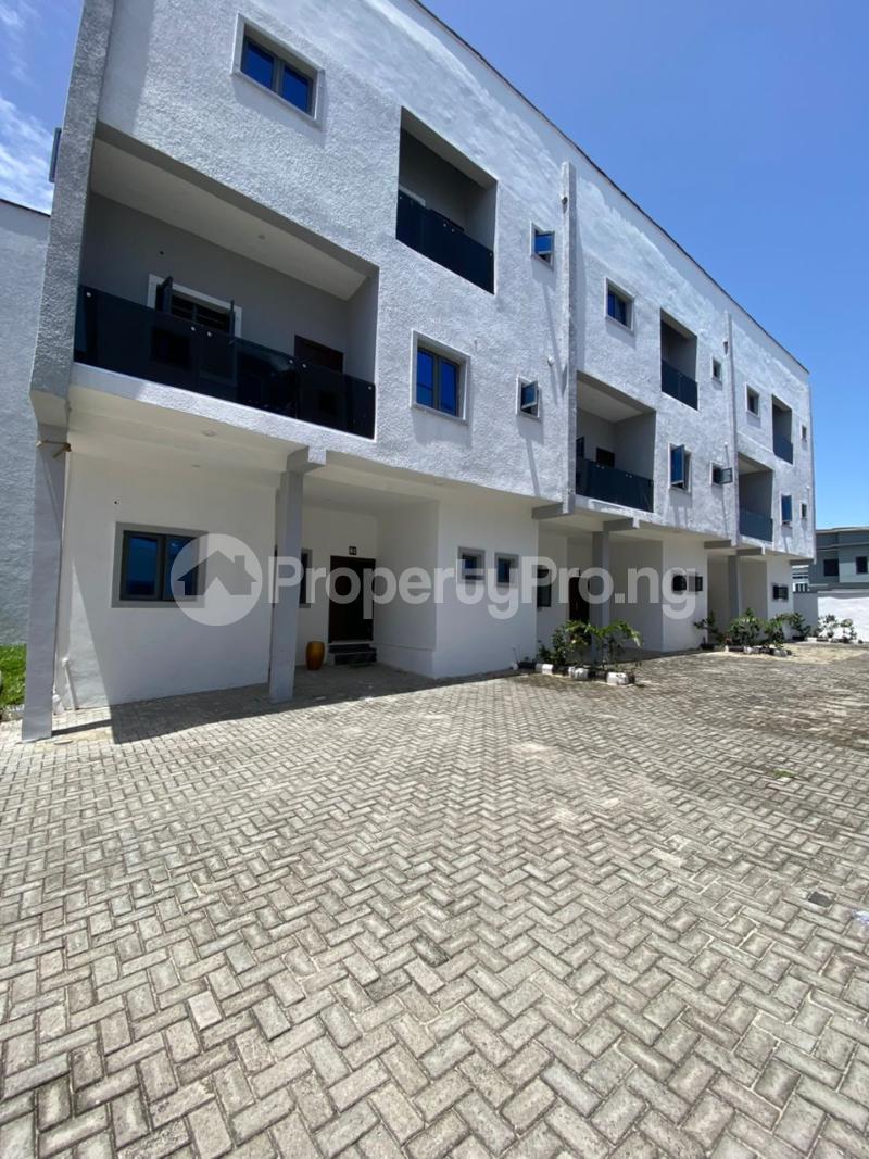 4 bedroom House for rent Estate Sangotedo Ajah Lagos