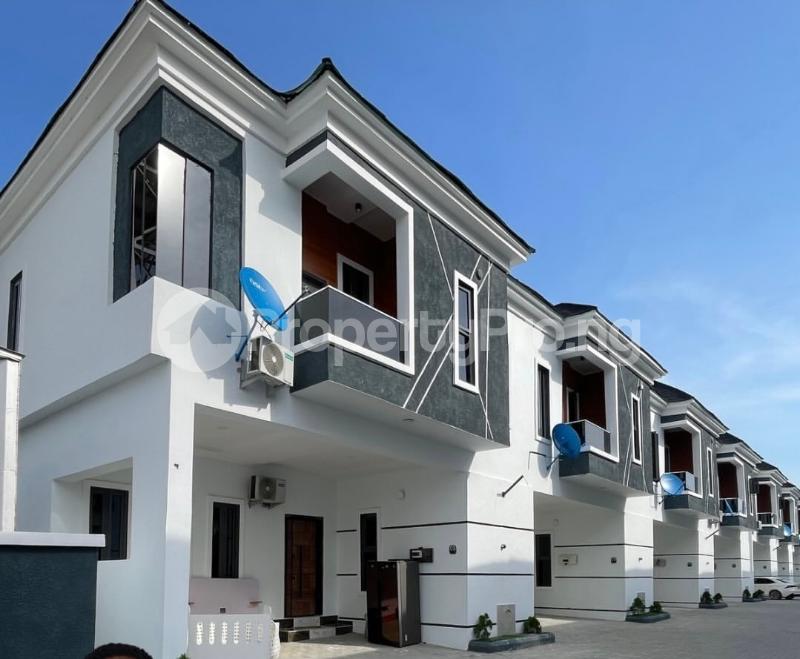 4 bedroom House for rent Mobile Road Ilaje Ajah Lagos