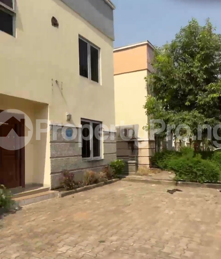 4 bedroom House for rent Brains And Hammers Life Camp Abuja
