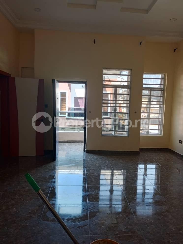 4 bedroom House for rent In An Estate chevron Lekki Lagos