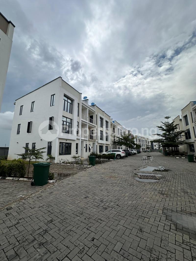 4 bedroom House for rent Osapa london Lekki Lagos