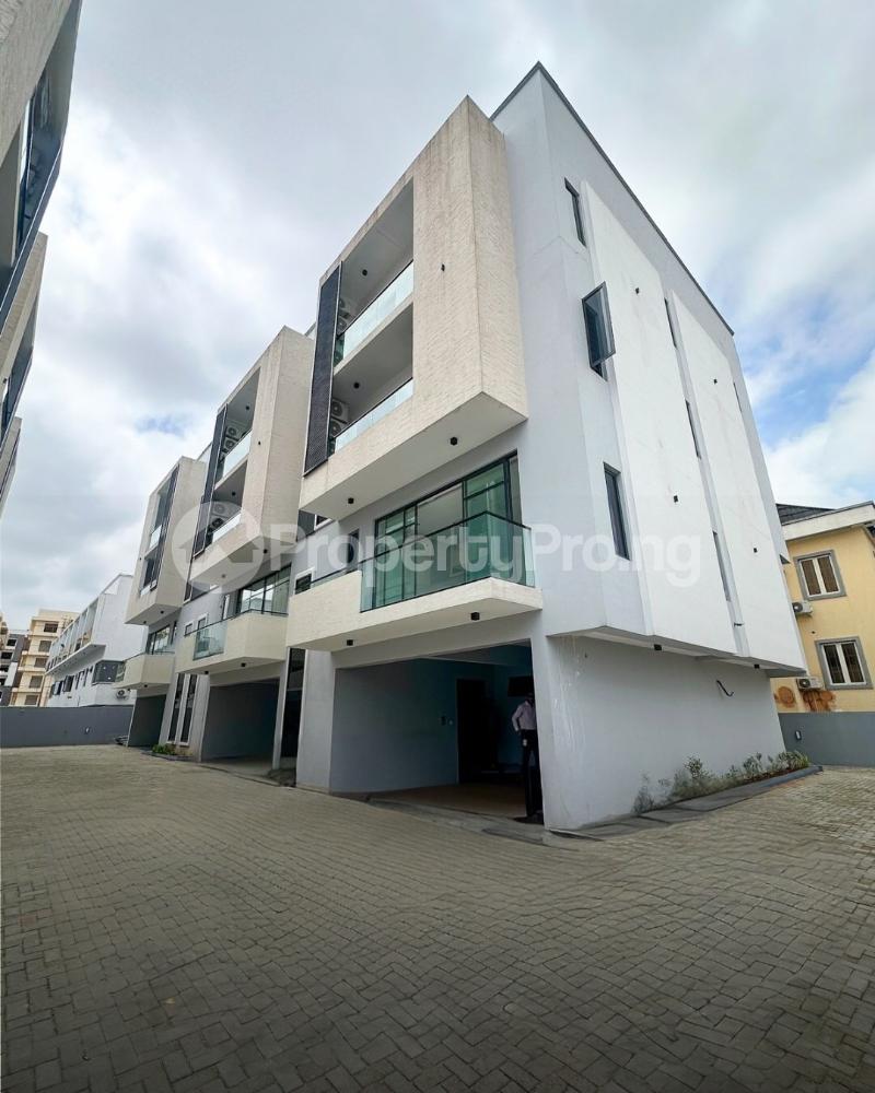 4 bedroom House for sale Lekki Phase 1 Lekki Lagos