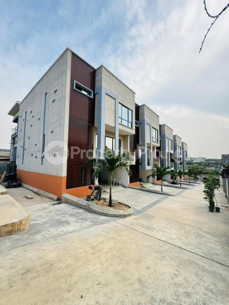 4 bedroom House for sale Omole phase 1 Ojodu Lagos