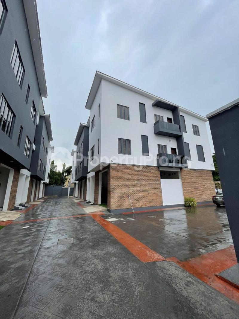 4 bedroom House for sale Ikeja GRA Ikeja Lagos