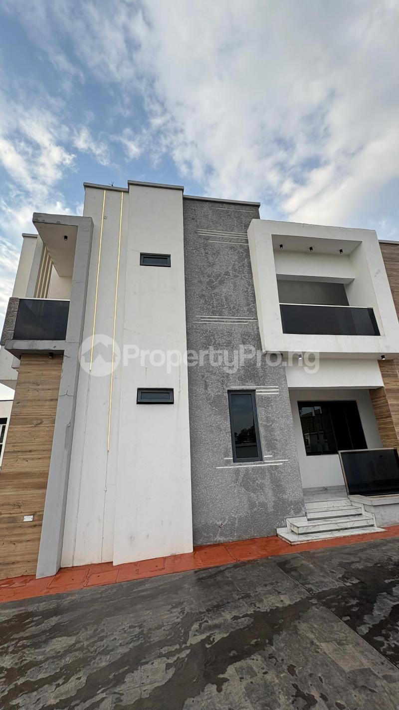 4 bedroom Flat / Apartment for rent Carlton Gate Estate, Akobo Ibadan Oyo