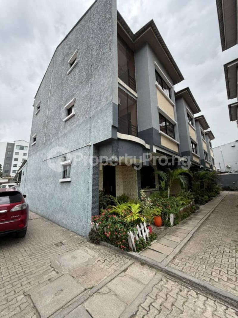 4 bedroom House for rent Victoria Island Lagos