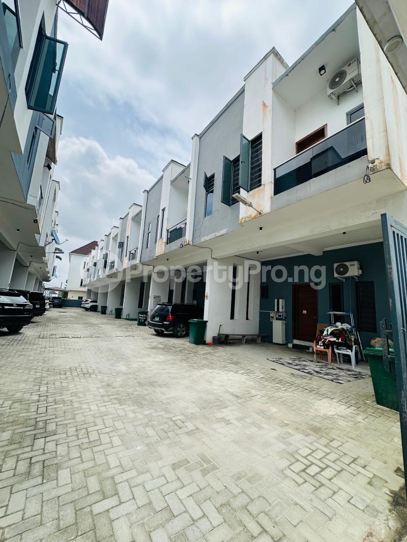 4 bedroom House for rent Ikota Lekki Lagos