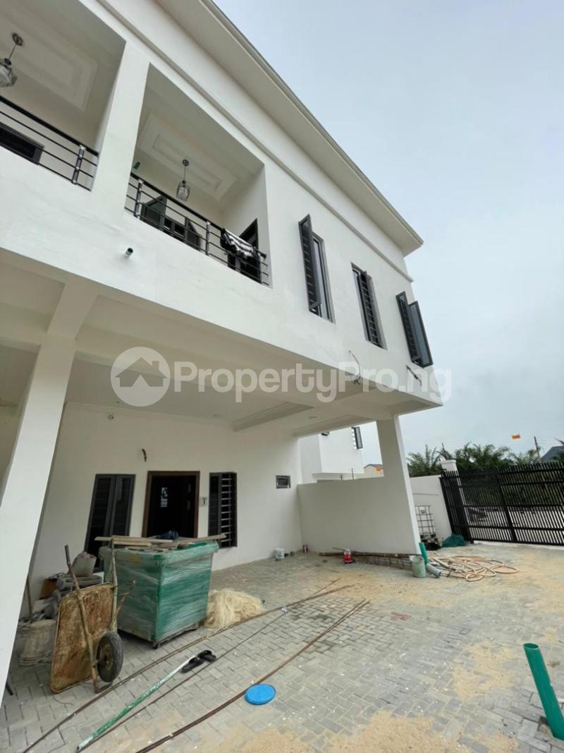 4 bedroom House for sale Ologolo Lekki Lagos