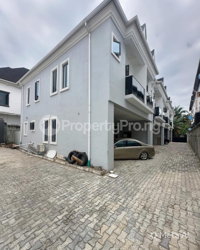 4 bedroom House for rent Chevron Lekki Lagos
