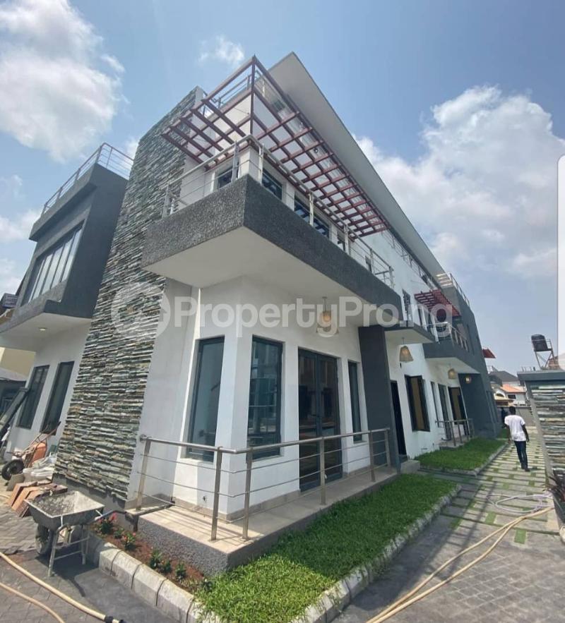 4 bedroom House for sale ONIRU Victoria Island Lagos