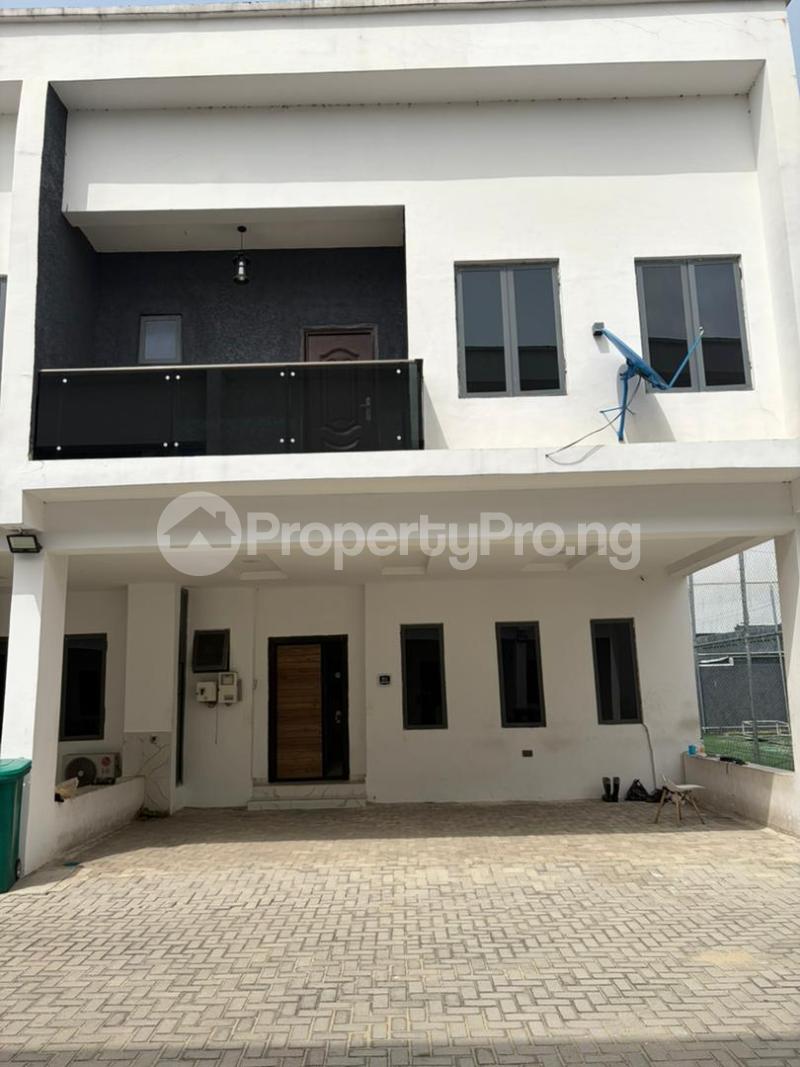 4 bedroom House for rent Emerald Estate, Ilaje Ajah Lagos