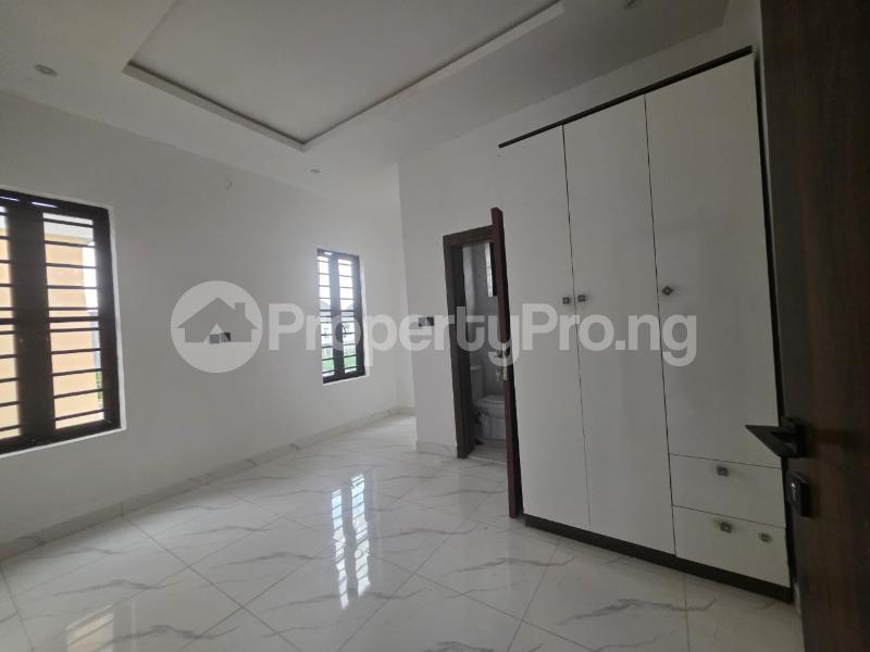4 bedroom House for sale Thomas estate Ajah Lagos