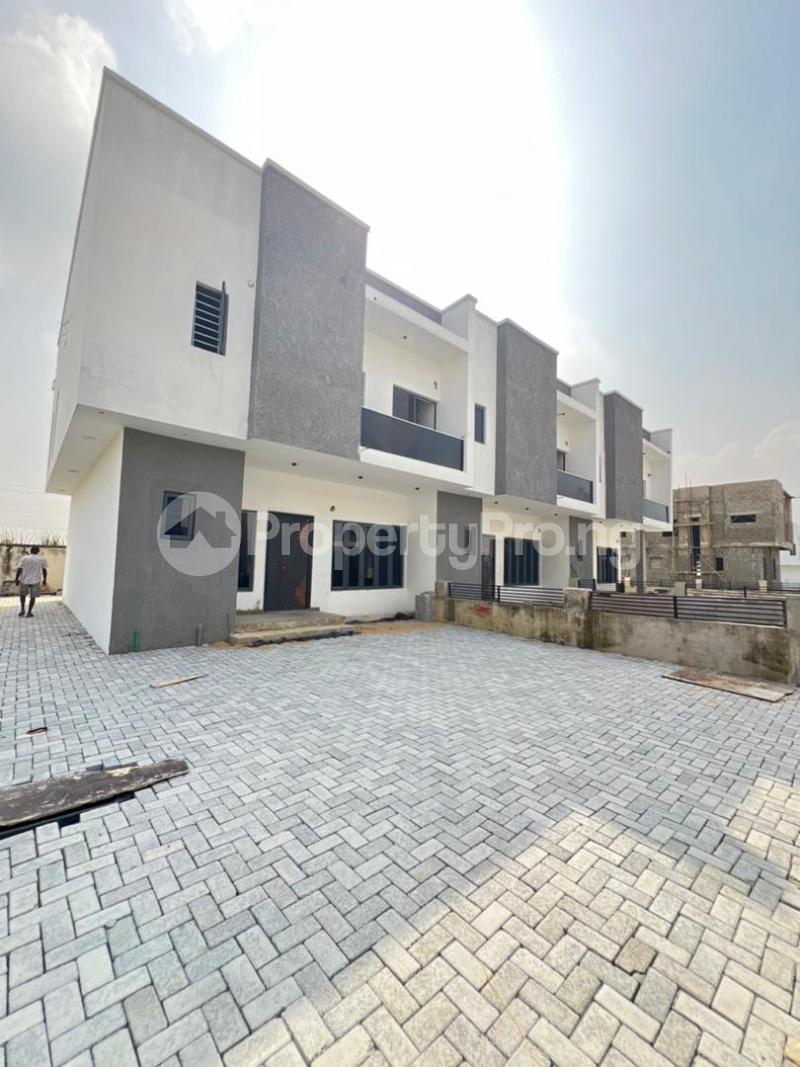 4 bedroom House for sale  Abraham adesanya estate Ajah Lagos