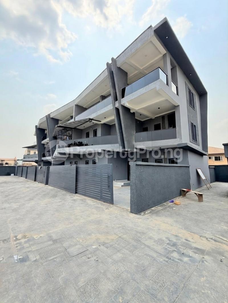 4 bedroom House for sale Maryland Lagos