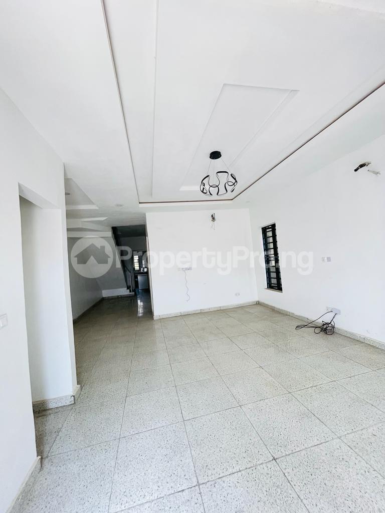 4 bedroom House for rent Orchid Lekki Lagos. Orchid Lekki Lagos