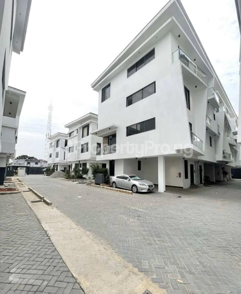4 bedroom House for rent Awolowo Road Ikoyi Lagos