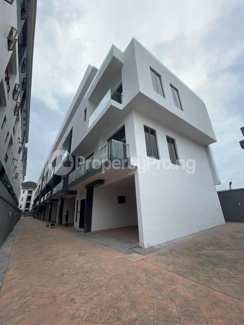 4 bedroom House for sale ONIRU Victoria Island Lagos
