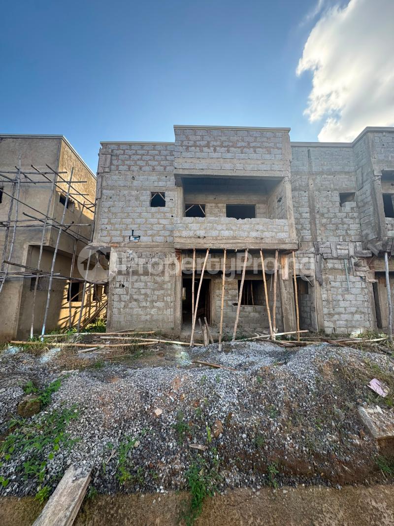4 bedroom House for sale Von Road Airport Road Lugbe Abuja