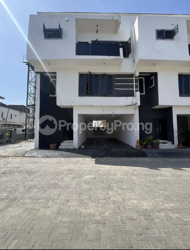 4 bedroom House for rent Ikota Lekki Lagos