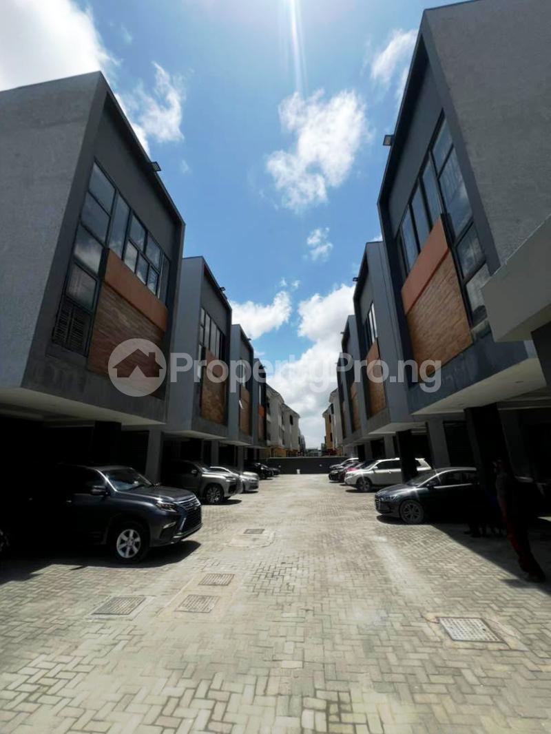 4 bedroom House for sale Ikate Lekki Lagos