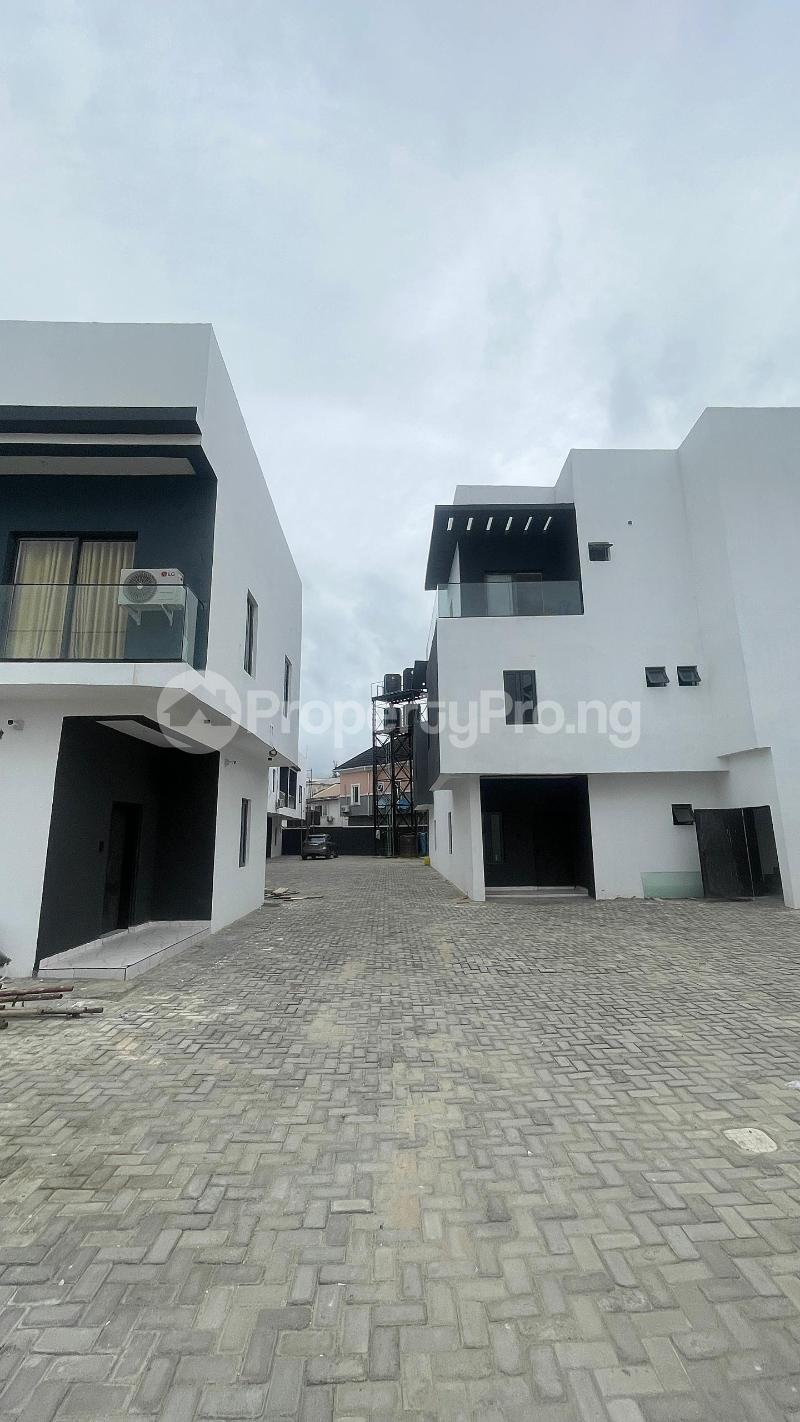 4 bedroom House for sale Ikota Lekki Lagos
