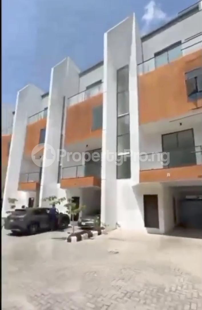4 bedroom House for sale Maryland Lagos