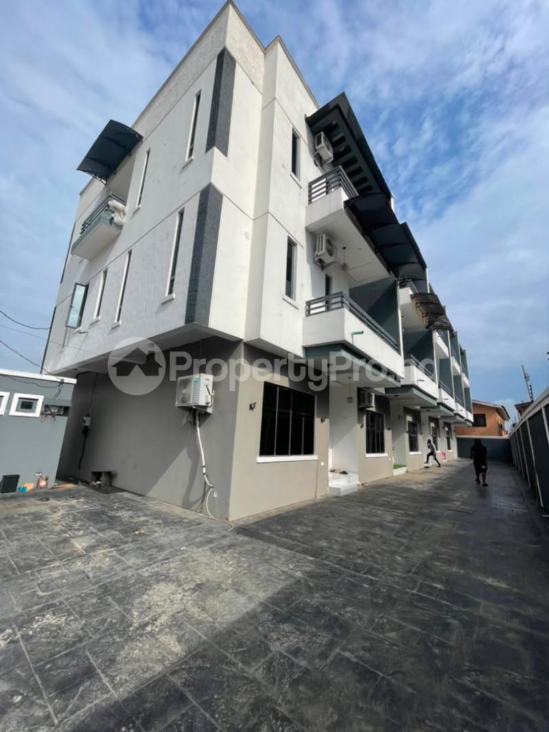 4 bedroom House for sale Magodo GRA Phase 1 Ojodu Lagos