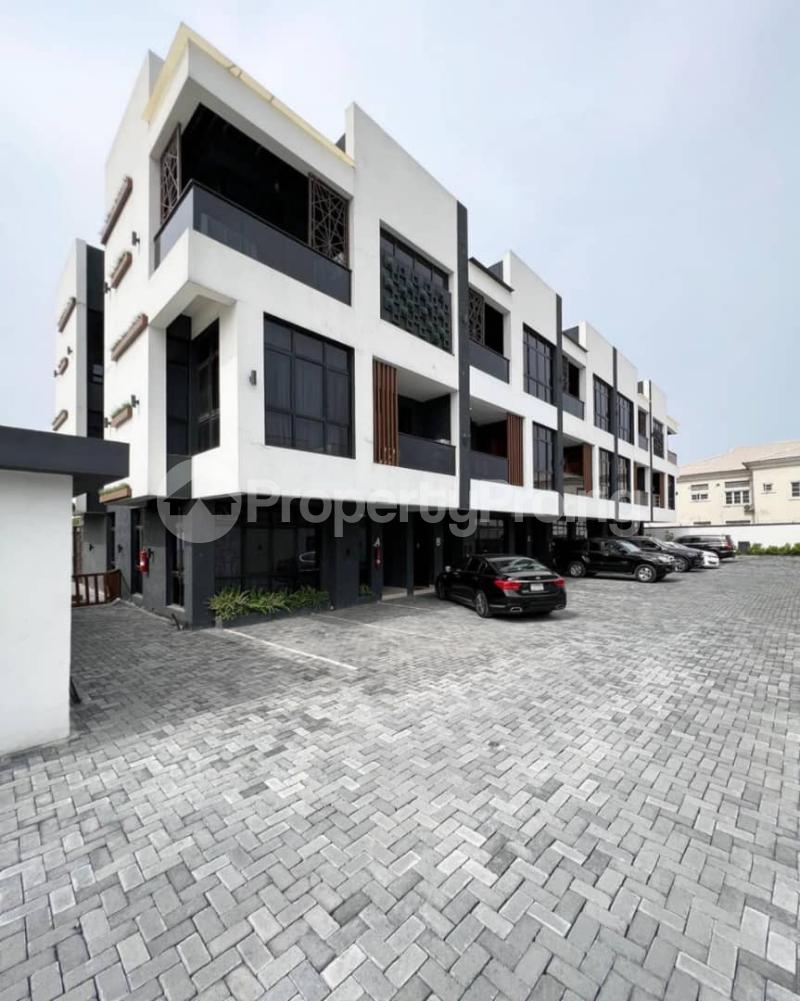 4 bedroom House for rent Lekki Lagos