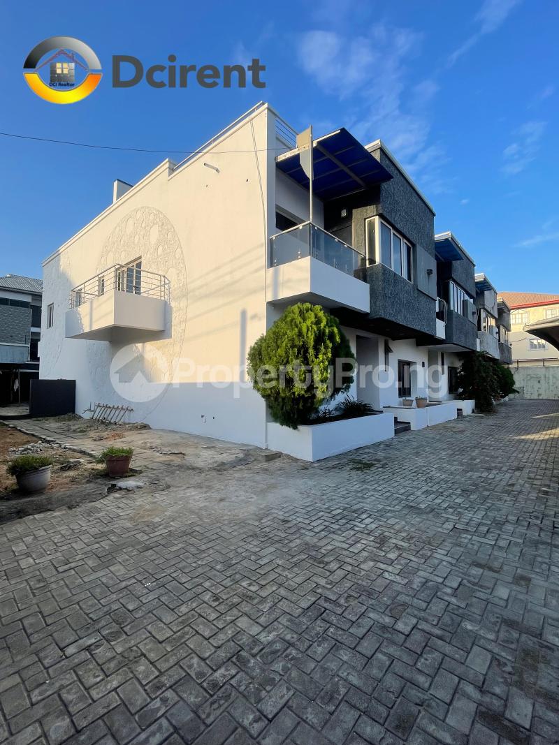 4 bedroom House for rent ONIRU Victoria Island Lagos