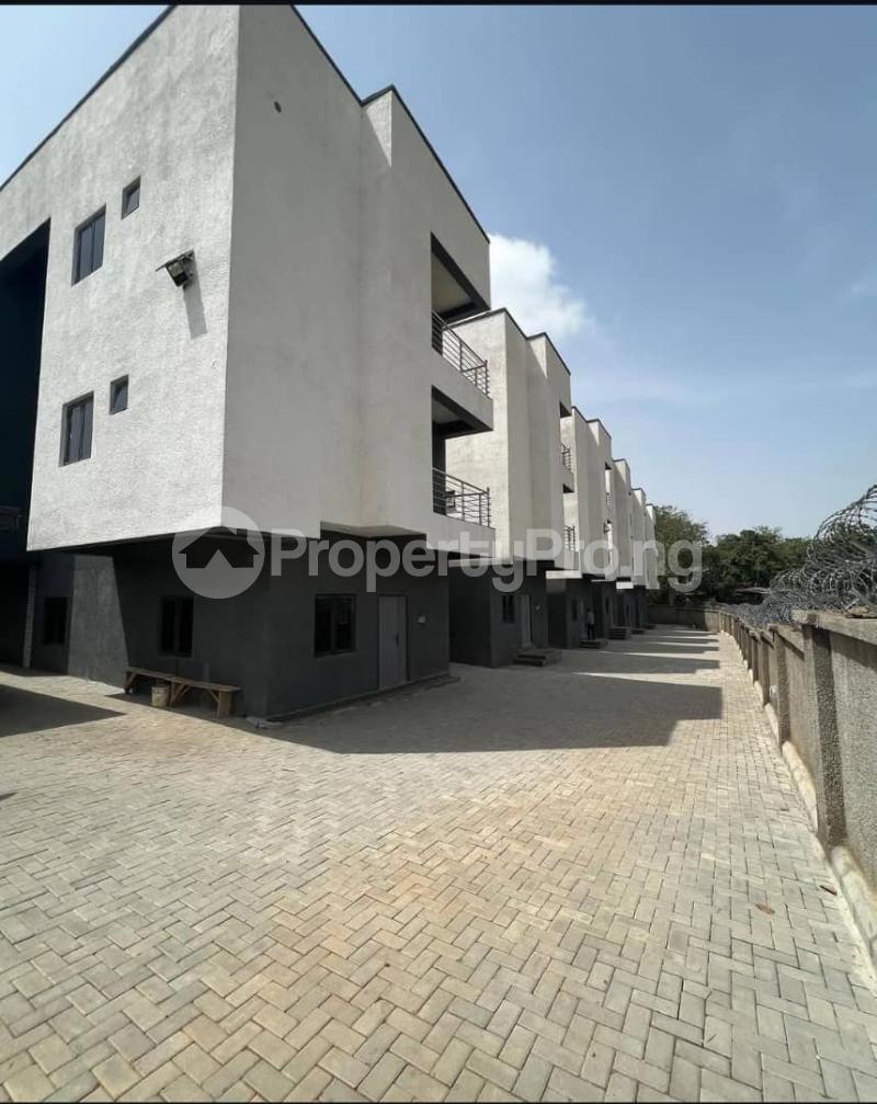 4 bedroom House for rent Guzape Abuja
