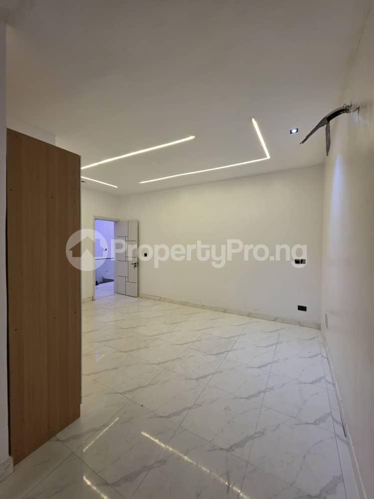 4 bedroom House for rent Thomas estate Ajah Lagos