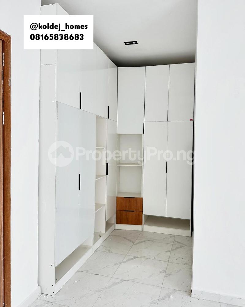 4 bedroom House for sale orchid Lekki Lagos