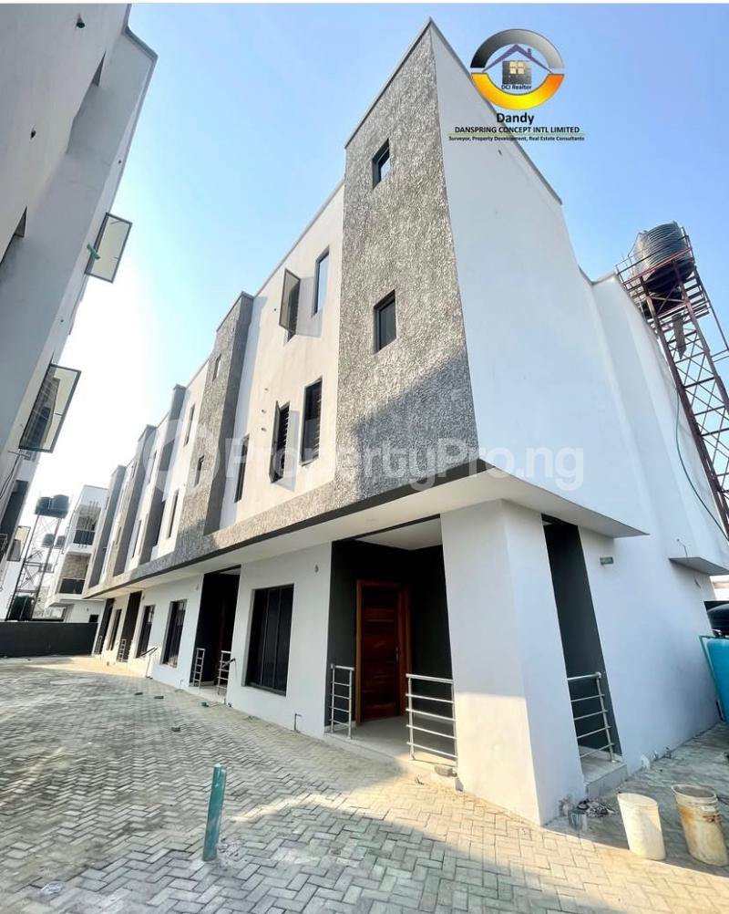 4 bedroom House for sale Ikota Lekki Lagos