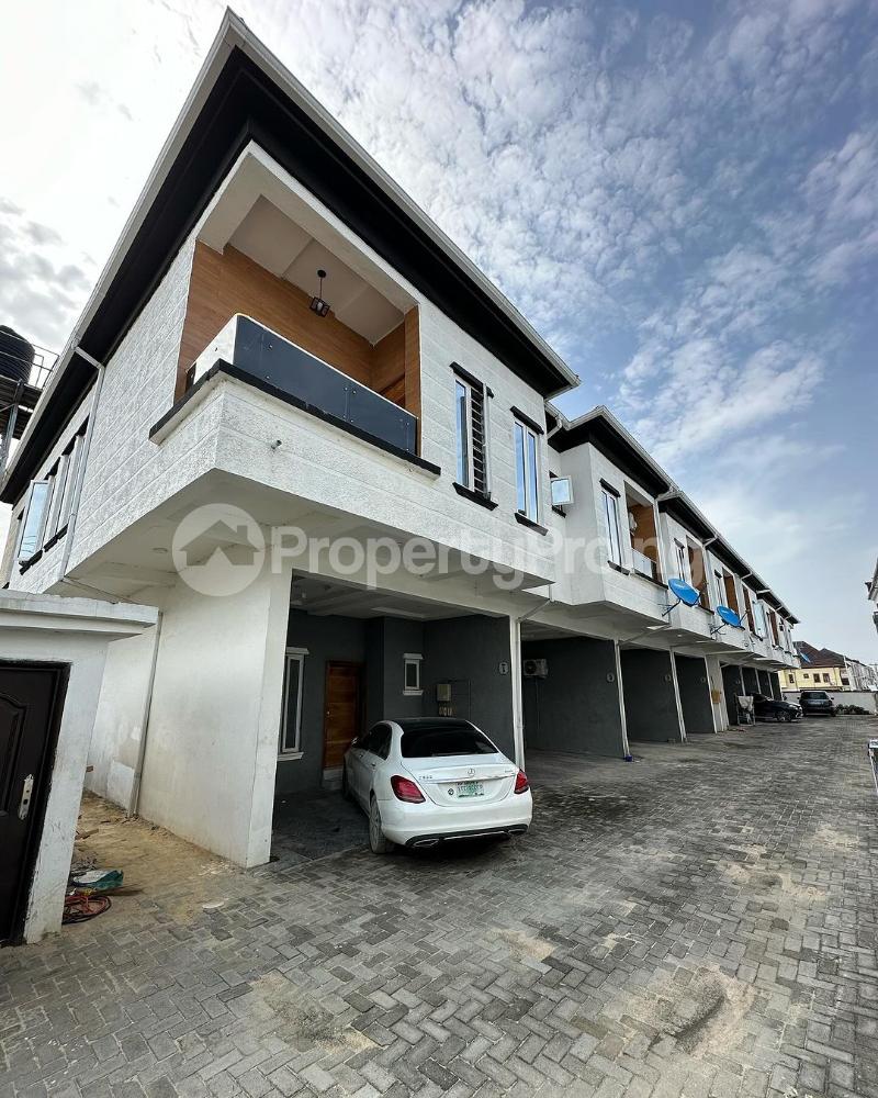 4 bedroom House for sale Ikota Lekki Lagos