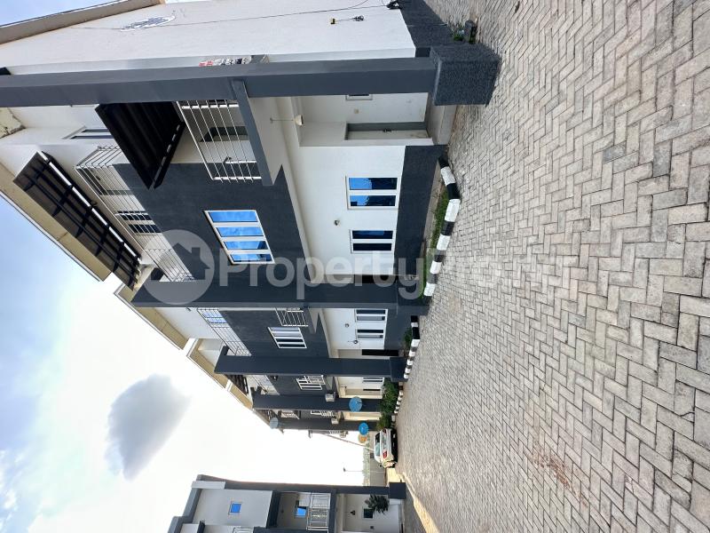 4 bedroom House for sale Gaduwa Abuja