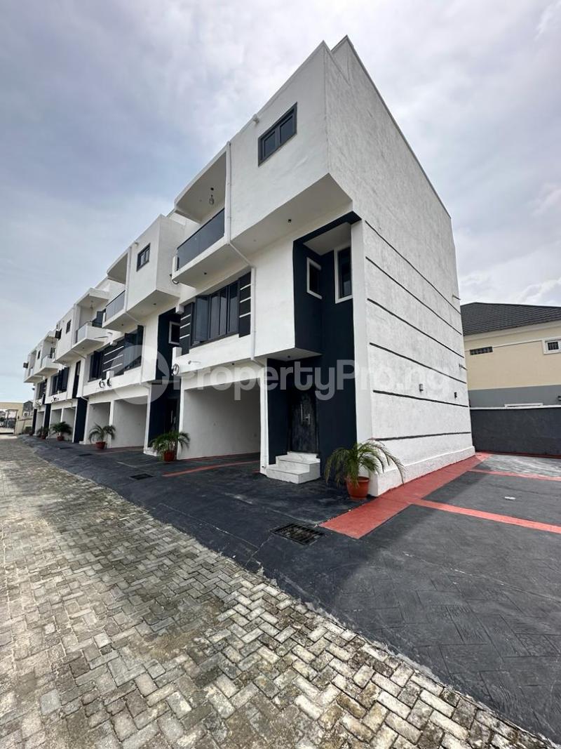 4 bedroom House for sale Ikota Lekki Lagos