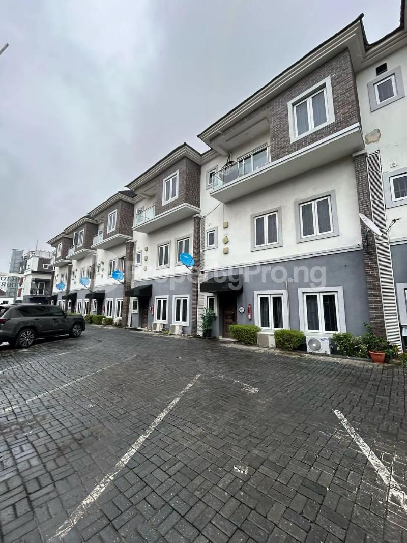 4 bedroom House for rent Ikate Lekki Lagos