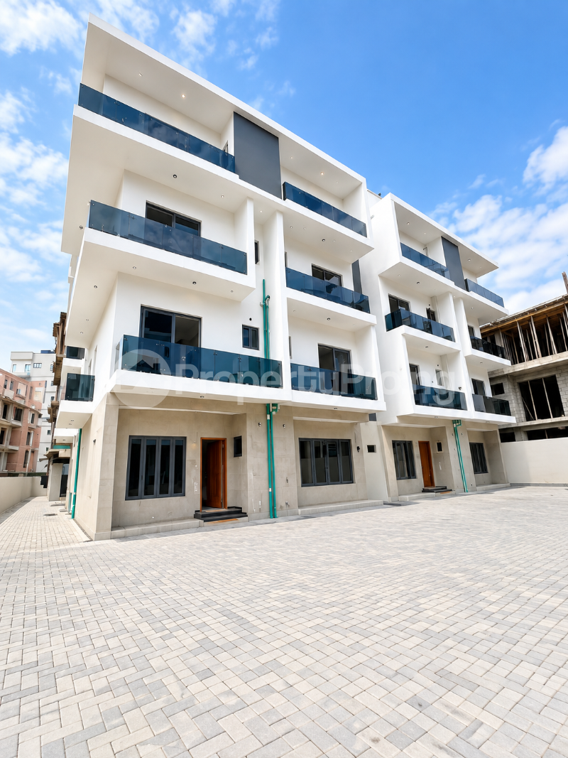 4 bedroom House for sale Freedom Way Lekki Lagos